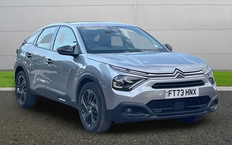 Usado Citroën C4 PureTech 101 HP (74 kW) 2024 SUV