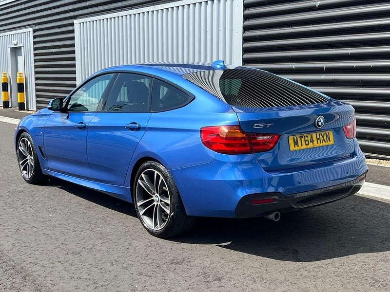 Usado BMW 318 M Sport 2014 Azul Utilitario