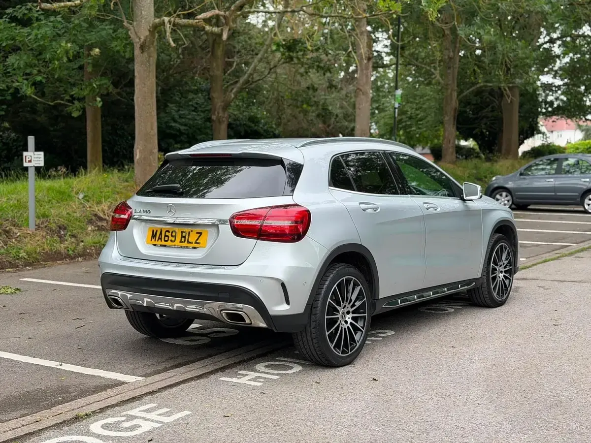 Used Mercedes GLA180 AMG line 2019 Silver SUV