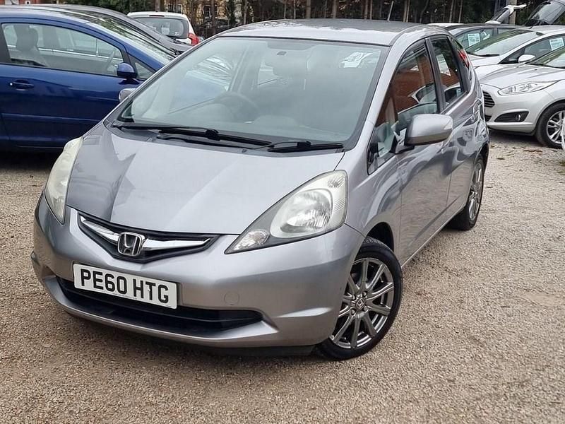 Silver Used 2010 Honda Jazz SI Hatchback | £3,395 (Fair price) - Image 1/4