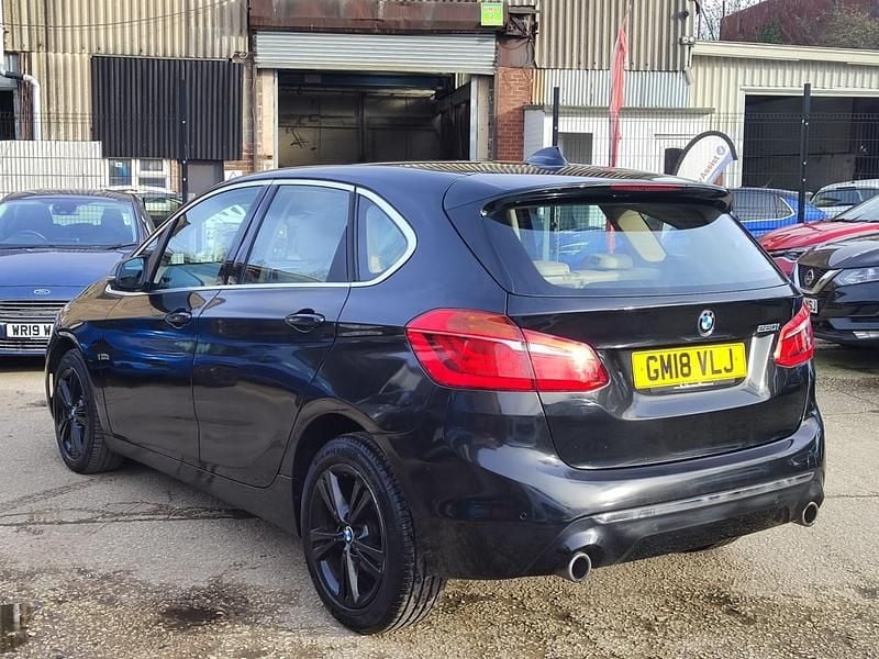 Used BMW 220 Luxury Line 189 HP (139 kW) 2018 Black Hatchback