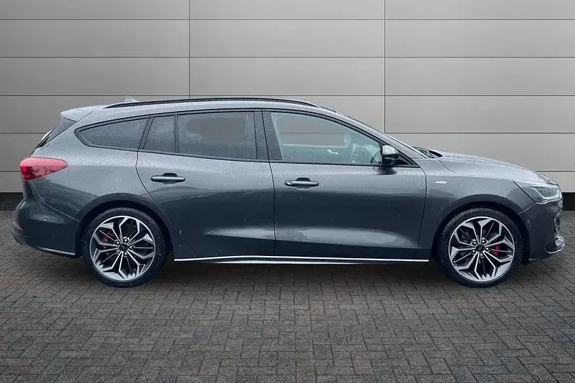 Used Ford Focus ST-Line X 155 HP (114 kW) 2025 Magnetic Estate
