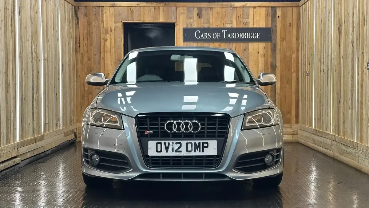 Used Audi A3 Black Edition 200 HP (147 kW) 2012 Grey Hatchback