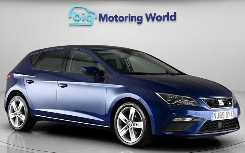 Used Seat Leon FR 150 HP (110 kW) 2019 Blue Hatchback