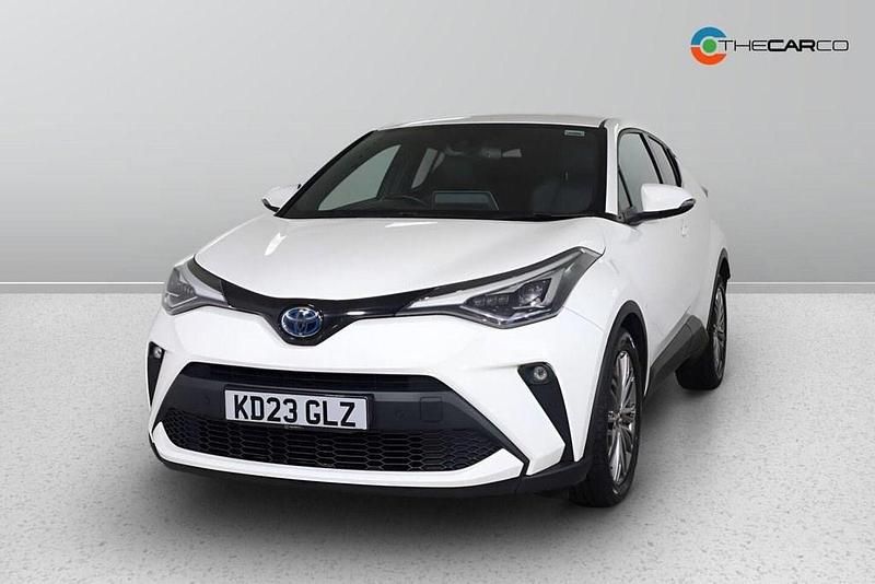 Used Toyota C-HR 122 HP (89 kW) 2023 White SUV