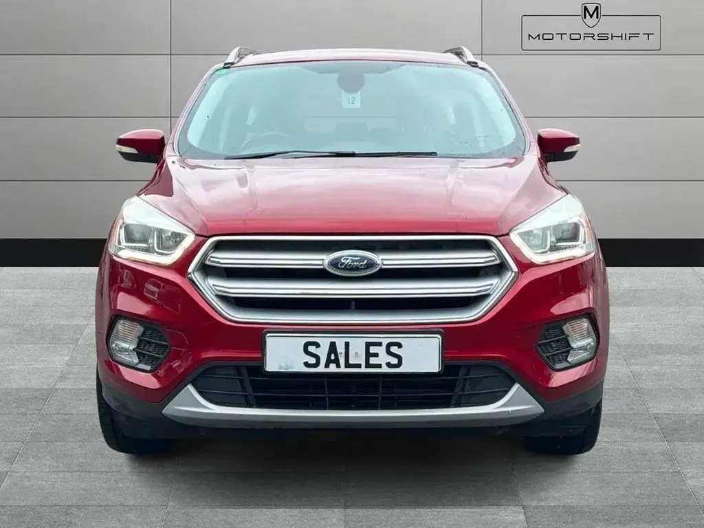 Used Ford Kuga Titanium 180 HP (132 kW) 2016 Red SUV