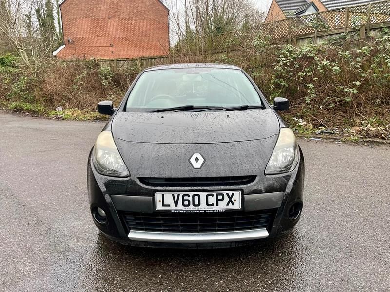 Used Renault Clio II Dynamique 2011 Black Hatchback