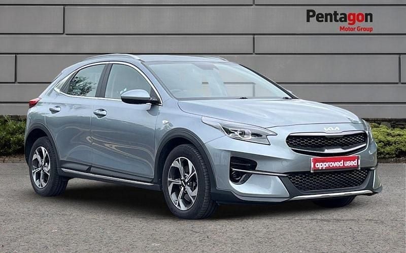 Silver Used 2022 Kia XCeed 2 SUV | £13,433 (Fair price) - Image 1/4