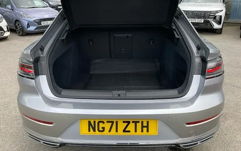 Begagnad VW Arteon R-line 190 HK (139 kW) 2024 Kombi