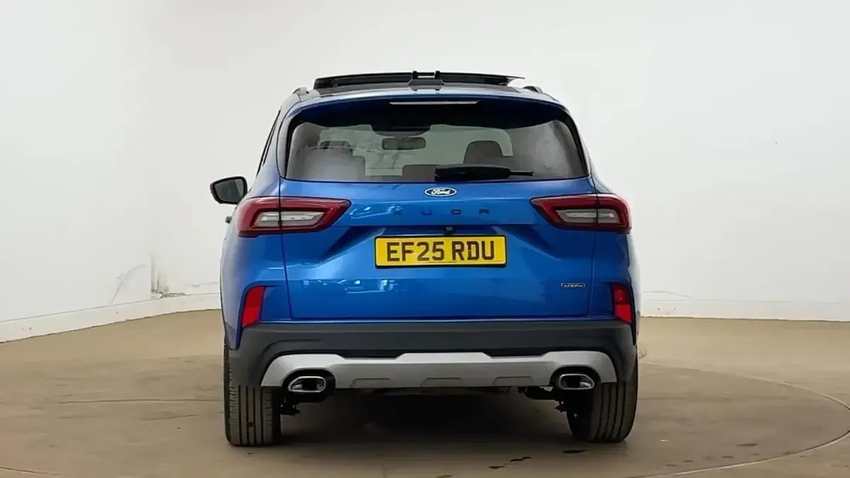 Usado Ford Kuga Active 243 HP (178 kW) 2025 Azul SUV