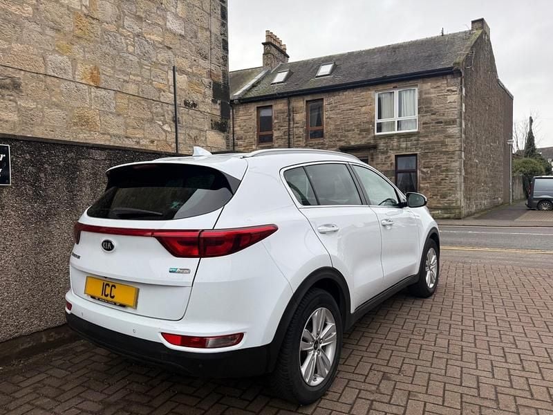Used Kia Sportage 130 HP (95 kW) 2018 White SUV