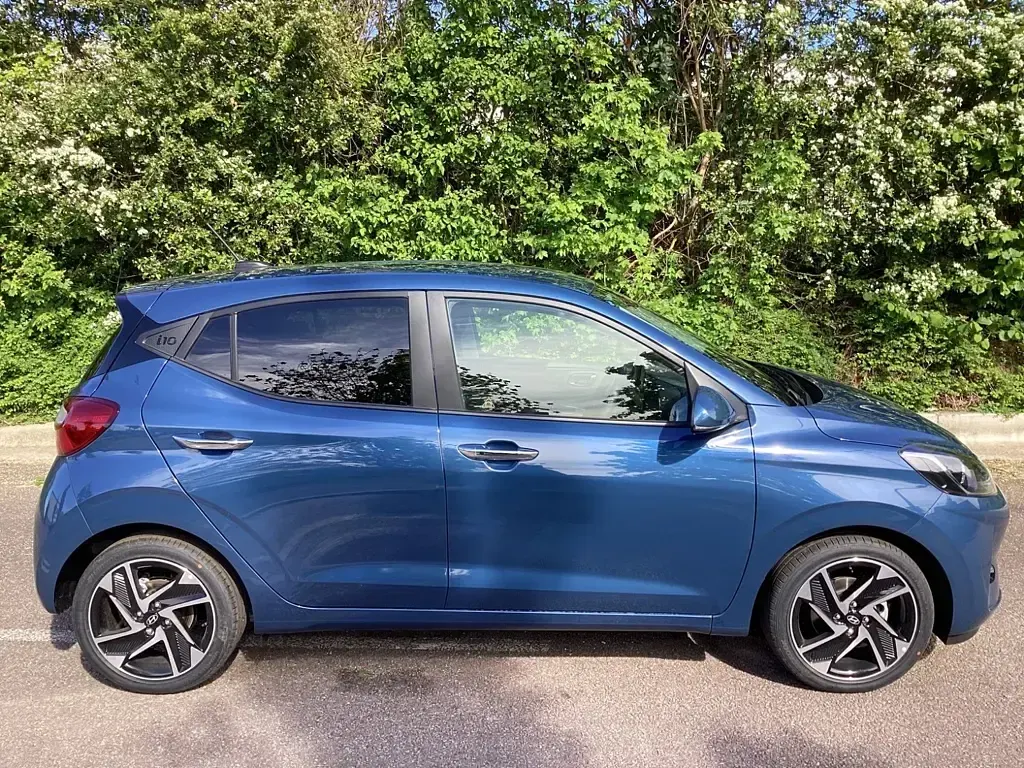 New Hyundai i10 Premium 77 HP (56 kW) 2025 Other Hatchback