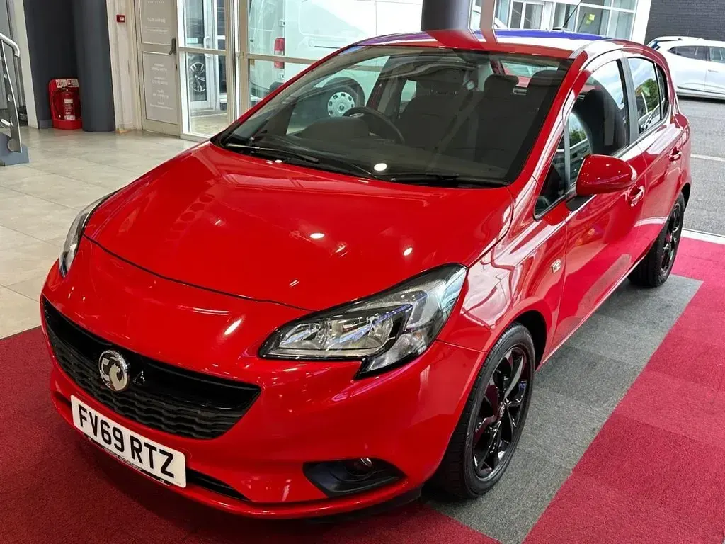 Used Vauxhall Corsa S 90 HP (66 kW) 2019 Red Hatchback