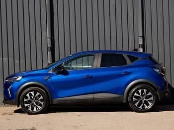Used Renault Captur Evolution 143 HP (105 kW) 2024 Blue SUV