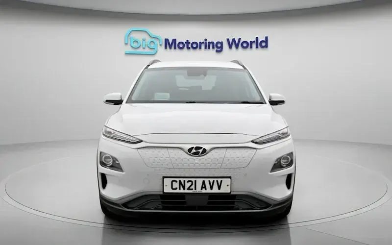 Used Hyundai Kona Premium SE 150 kW (204 HP) 2020 White SUV