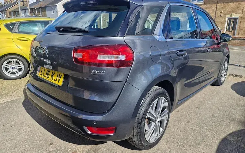 Used Citroën C4 Picasso Exclusive 120 HP (88 kW) 2016 Grey MPV
