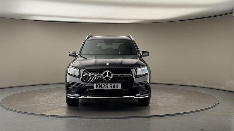 Used Mercedes GLB200 Executive 2025 Cosmos black SUV