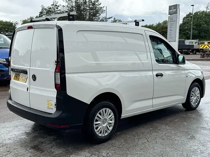 Used VW Caddy 75 HP (55 kW) 2022 White MPV
