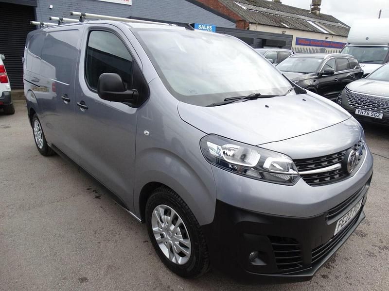 Second-hand Vauxhall Vivaro S 2022 Gri Monovolum