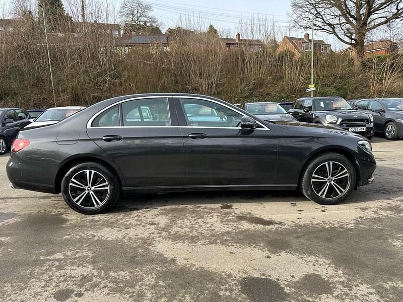 Used Mercedes E200 197 HP (144 kW) 2022 Grey Sedan