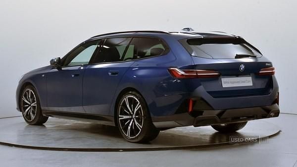 Used BMW 520 M Sport 205 HP (150 kW) 2025 Blue Estate