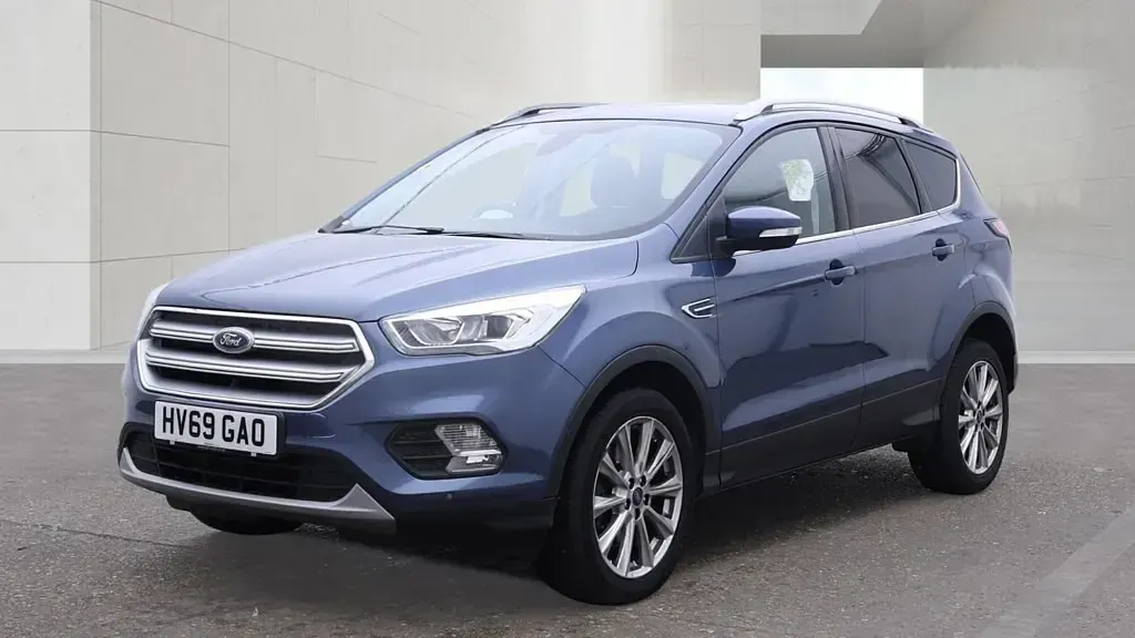 Used Ford Kuga Titanium 150 HP (110 kW) 2019 Blue SUV