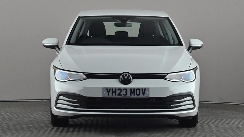 Used VW Golf VIII Life 150 HP (110 kW) 2023 White Hatchback