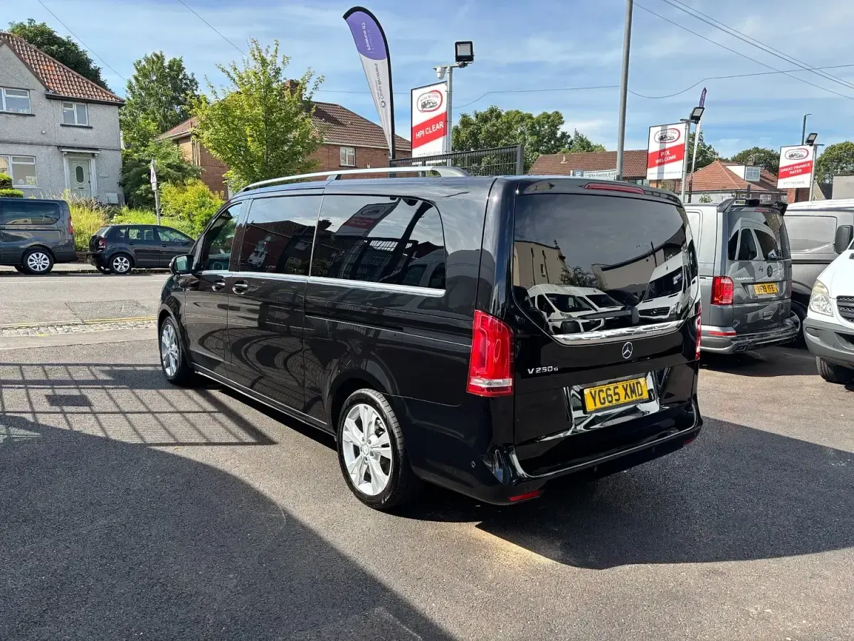 Used Mercedes V250 2015 Black MPV