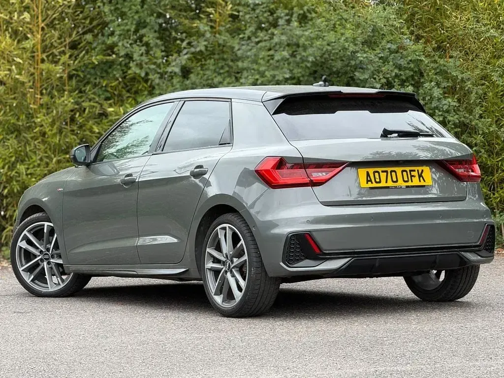 Used Audi A1 Sportback Advanced 116 HP (85 kW) 2020 Grey Hatchback