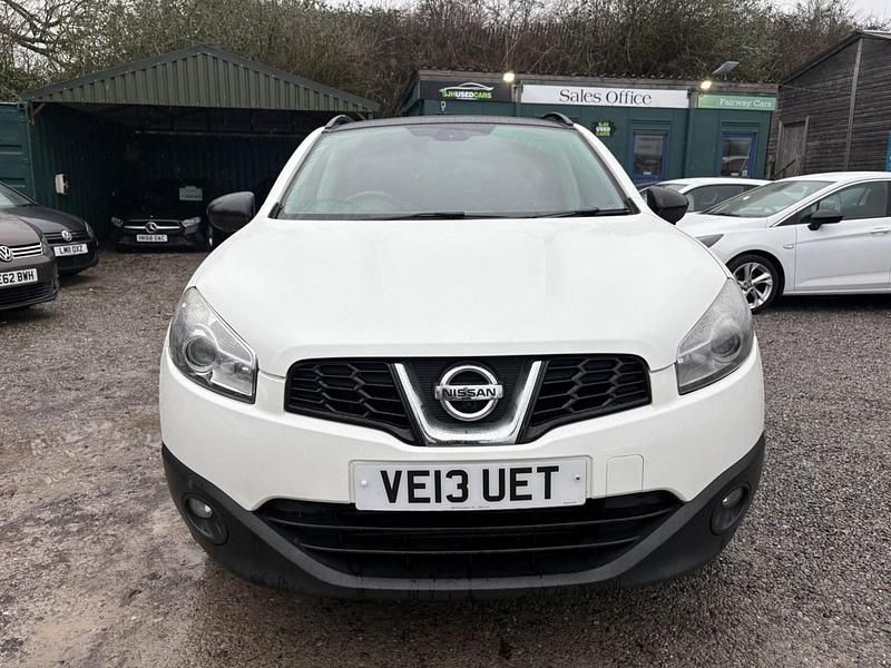Used Nissan Qashqai 360º 130 HP (95 kW) 2013 White SUV