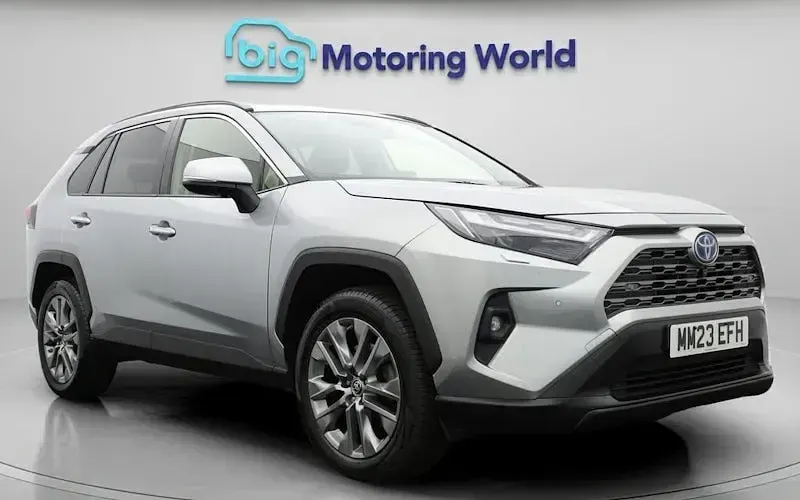 Used Toyota RAV4 218 HP (160 kW) 2025 SUV