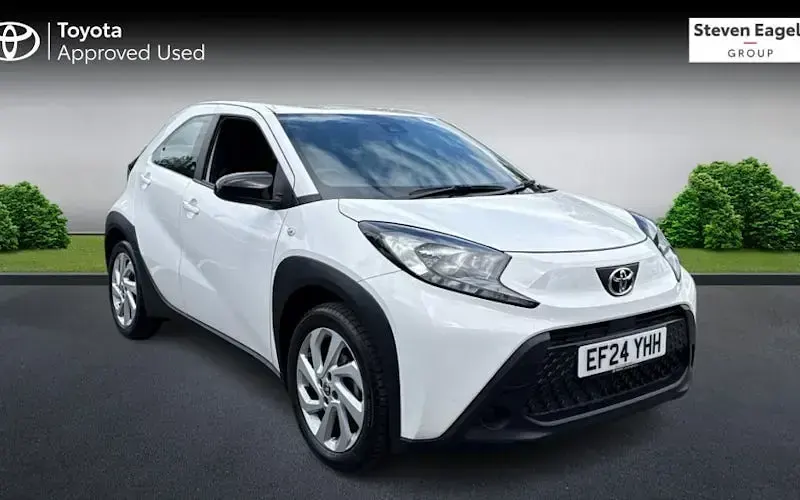 Usado Toyota Aygo X PURE 72 HP (52 kW) 2025 SUV