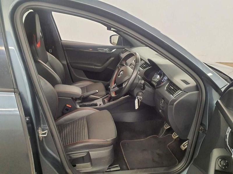 Used Skoda Octavia vRS 184 HP (135 kW) 2016 Grey Hatchback