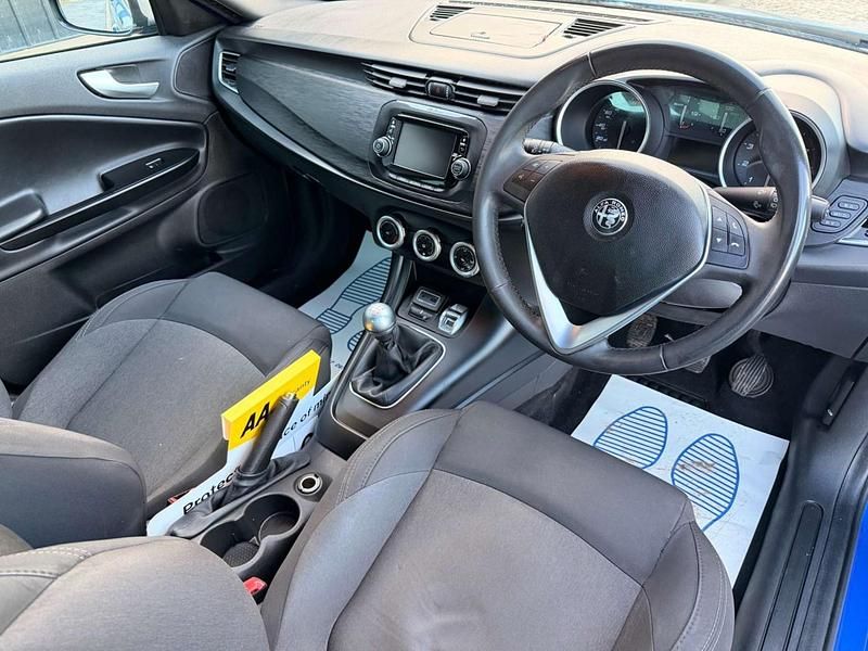 Used Alfa Romeo Giulietta 2018 Blue Hatchback