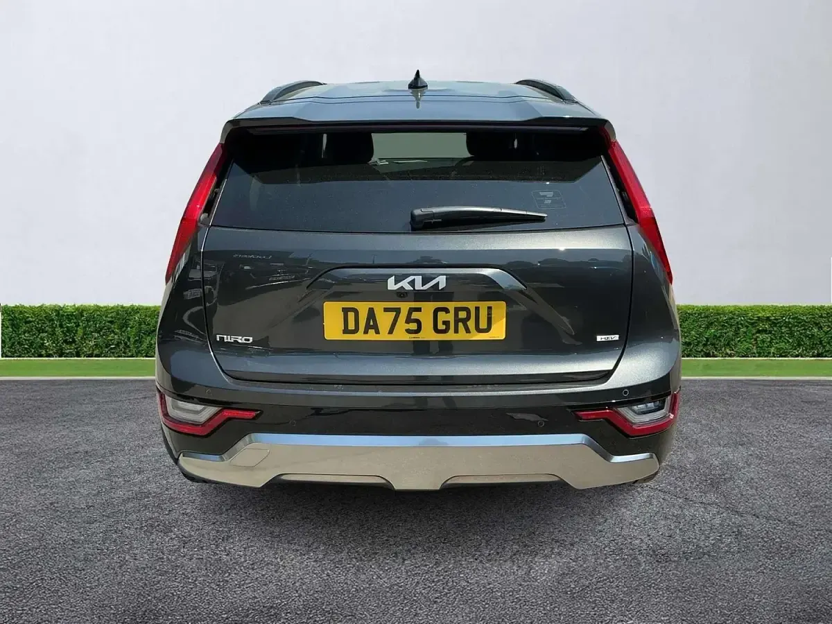 Used Kia Niro 2025 Grey SUV