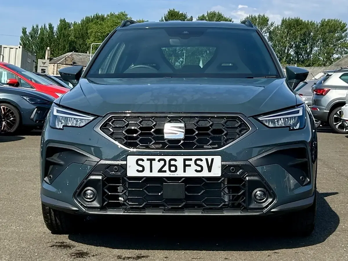 New Seat Arona FR First Edition 115 HP (84 kW) 2026 Blue SUV