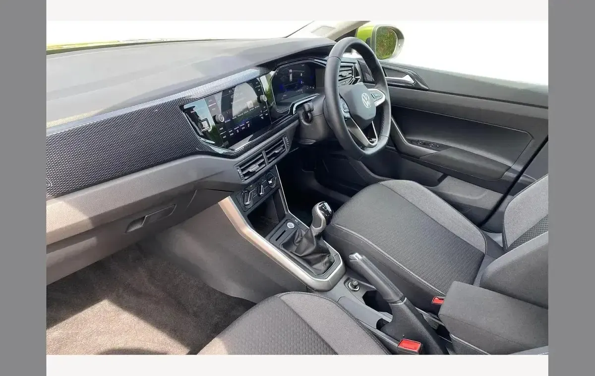 Used VW Taigo Match 95 HP (69 kW) 2026 Green SUV