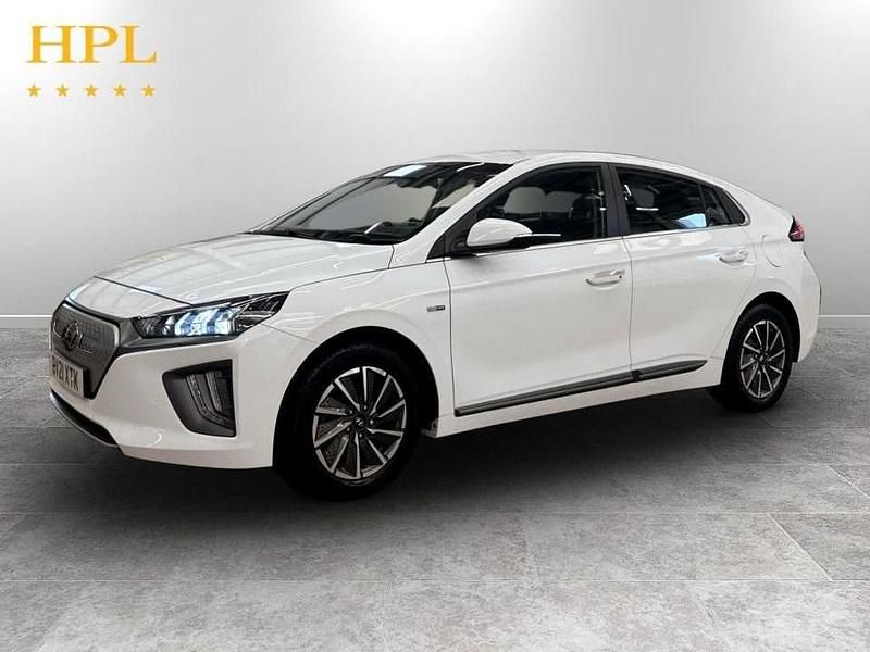Used Hyundai Ioniq Premium 100 kW (136 HP) 2021 White Hatchback