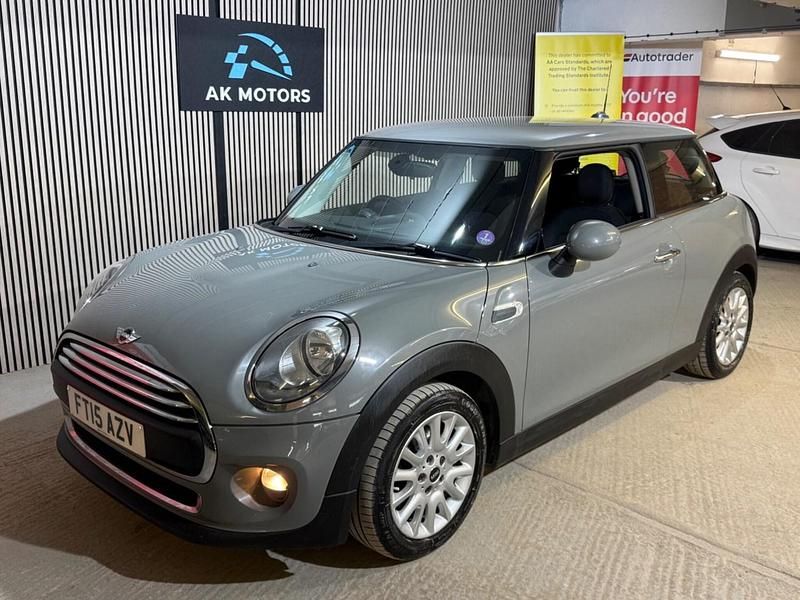Used Mini ONE Hatch 102 HP (75 kW) 2015 Grey Hatchback