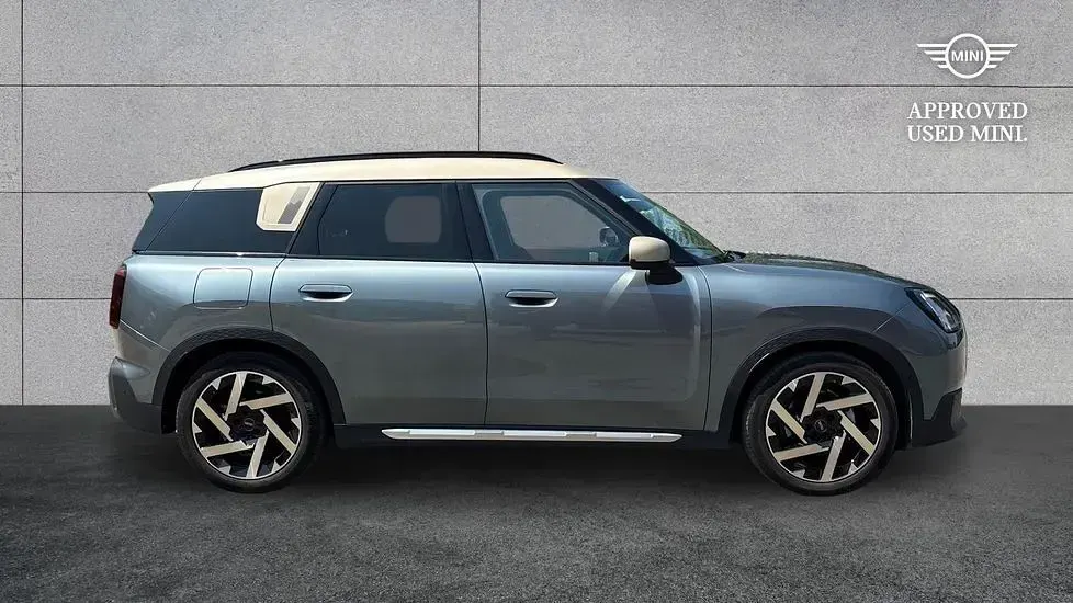 Used Mini Countryman 147 kW (201 HP) 2024 Green SUV