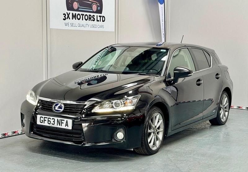 Black Used 2013 Lexus CT200h Hatchback | £8,600 (Good price) - Image 1/4