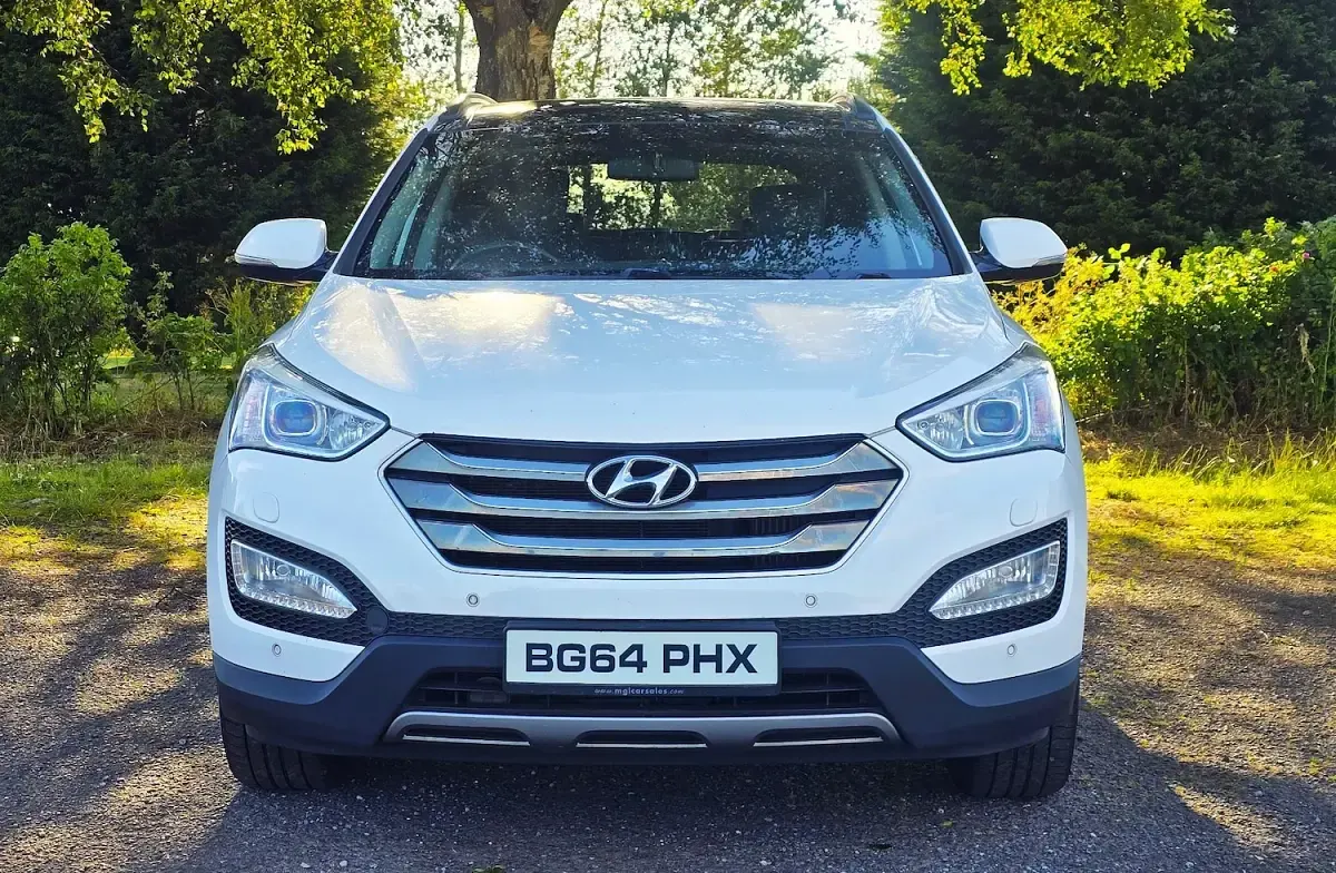Used Hyundai Santa Fe Premium SE 197 HP (144 kW) 2014 White SUV