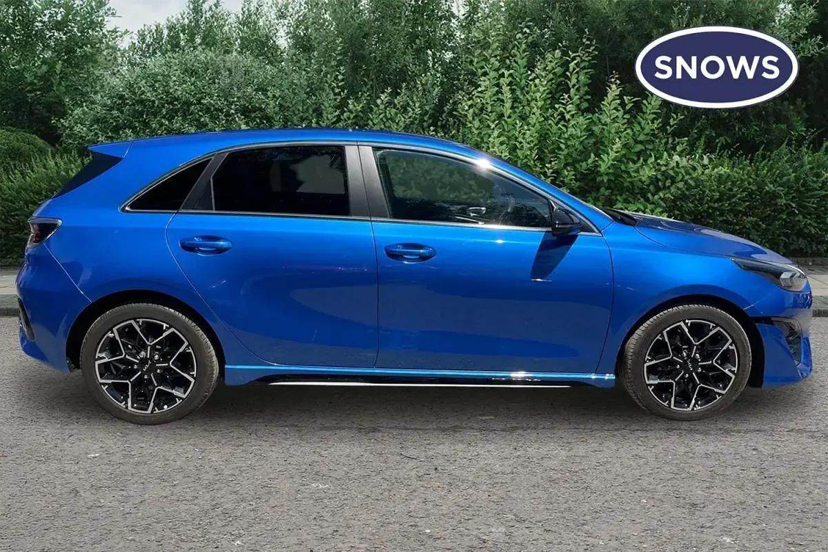 Used Kia Ceed GT-Line 138 HP (101 kW) 2024 Blue Hatchback
