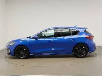 Used Ford Focus ST-Line 120 HP (88 kW) 2022 Blue Hatchback