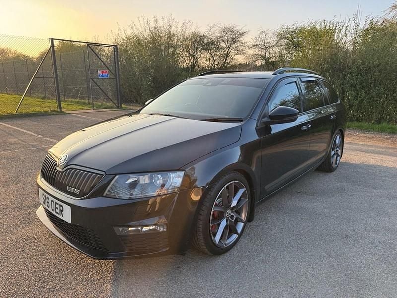 Used Skoda Octavia vRS 230 HP (169 kW) 2015 Black Hatchback