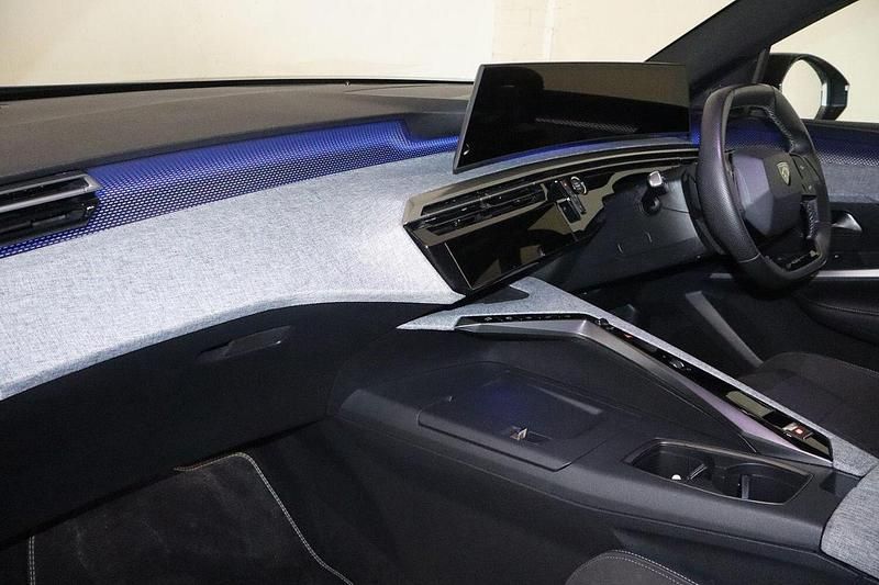 Used Peugeot 3008 GT 134 HP (98 kW) 2025 Blue SUV