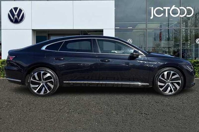 Usado VW Arteon R-line 190 HP (139 kW) 2022 Preto Citadino