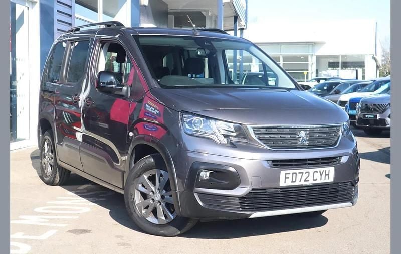 Used Peugeot Rifter Allure Premium 128 HP (94 kW) 2022 Grey MPV
