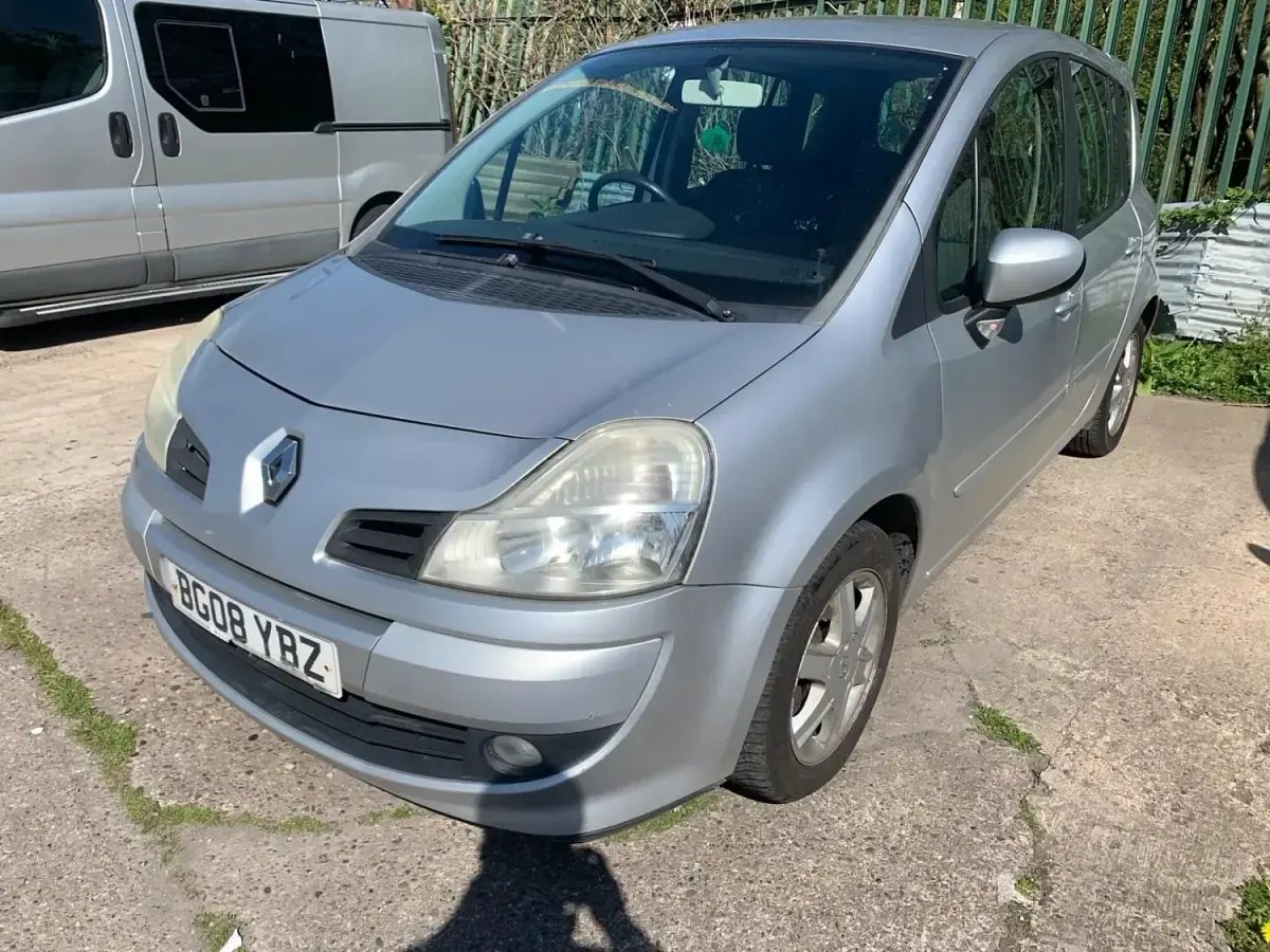 Used Renault Grand Modus Dynamique 2008 Silver MPV