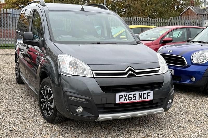 Grey Used 2015 Citroën Berlingo XTR MPV | £6,199 (Fair price) - Image 1/1